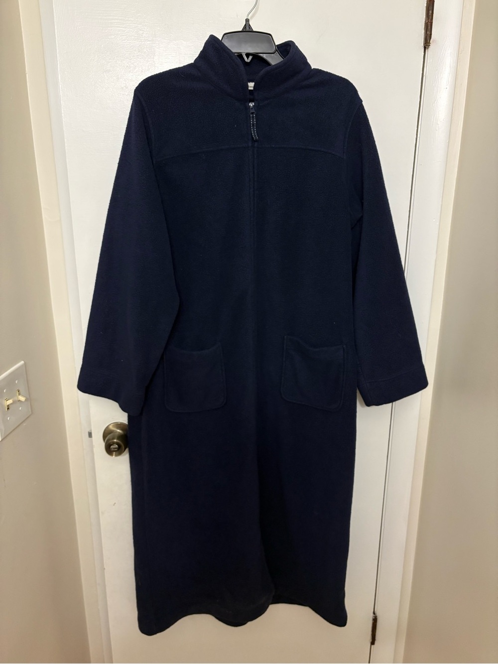 LL Bean Women L Petite Fleece Robe Zip Front Long Navy Blue Plush Winter Cozy